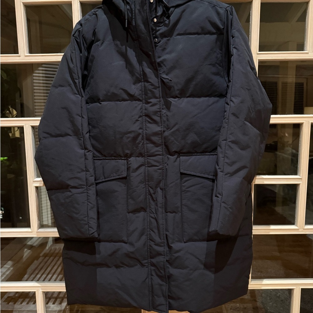 NWT Everlane Black Puffer Jacket